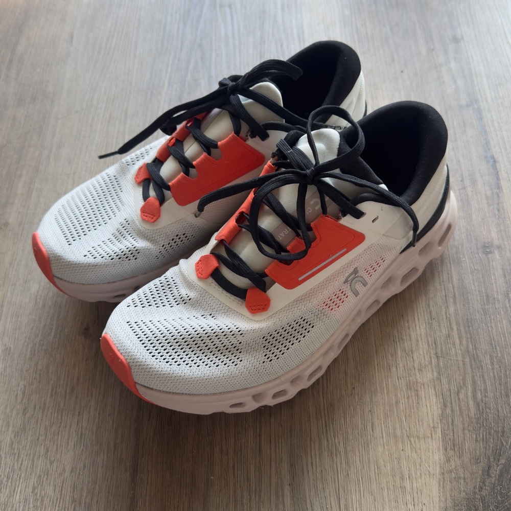 Women's Athletic Shoes